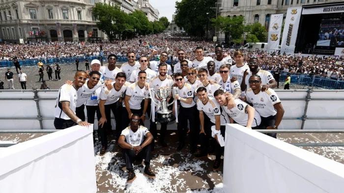 Real Madrid celebrate league title with one eye on Champions League final