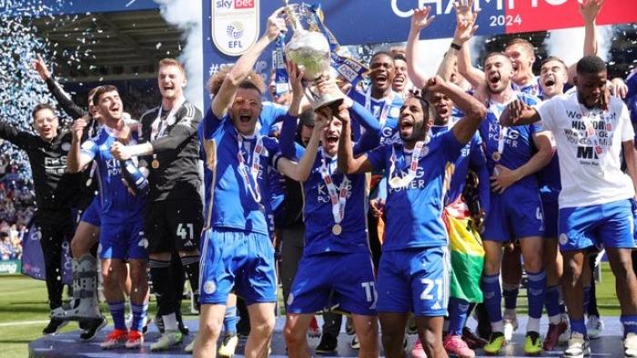 Foxes Crowned Championship Champions On Final Day