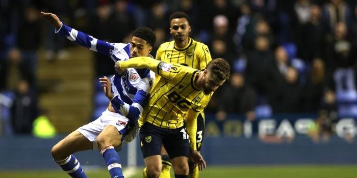 Reading 1-1 Oxford United: Honours Even