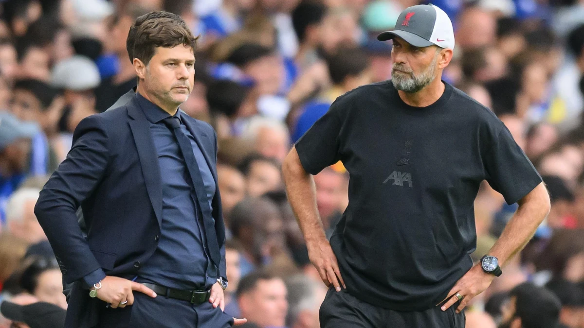 Chelsea manager Mauricio Pochettino and Liverpool manager Jurgen Klopp during the Premier League match at Stamford Bridge
