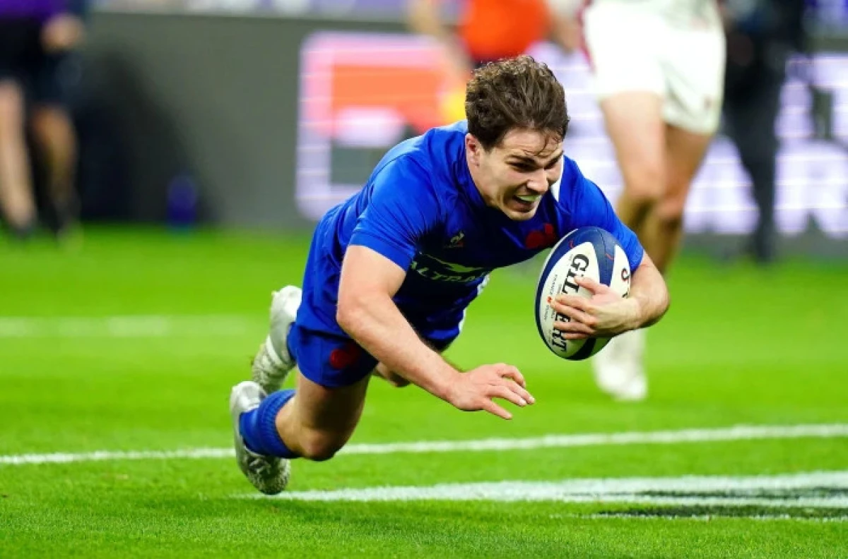 France's Antoine Dupont