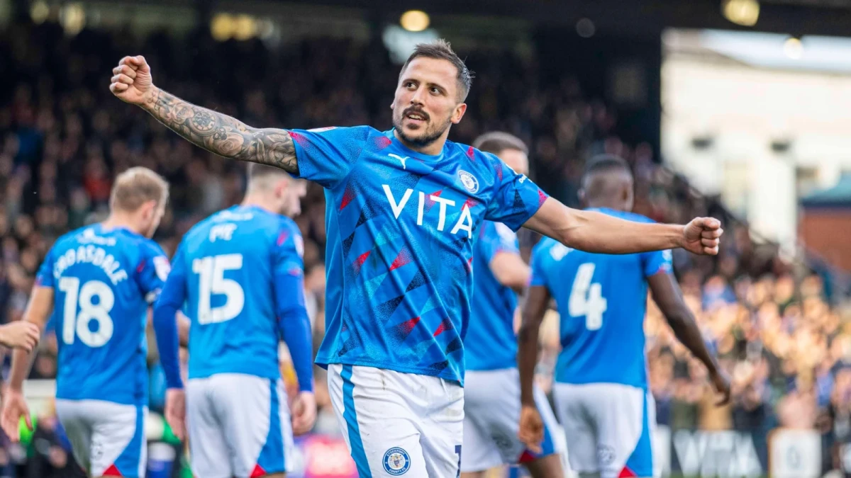 Antoni Sarcevic scores