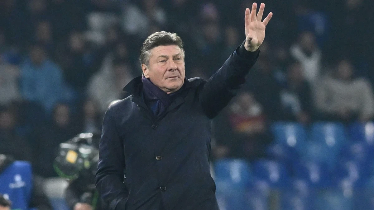 Napoli manager Walter Mazzarri