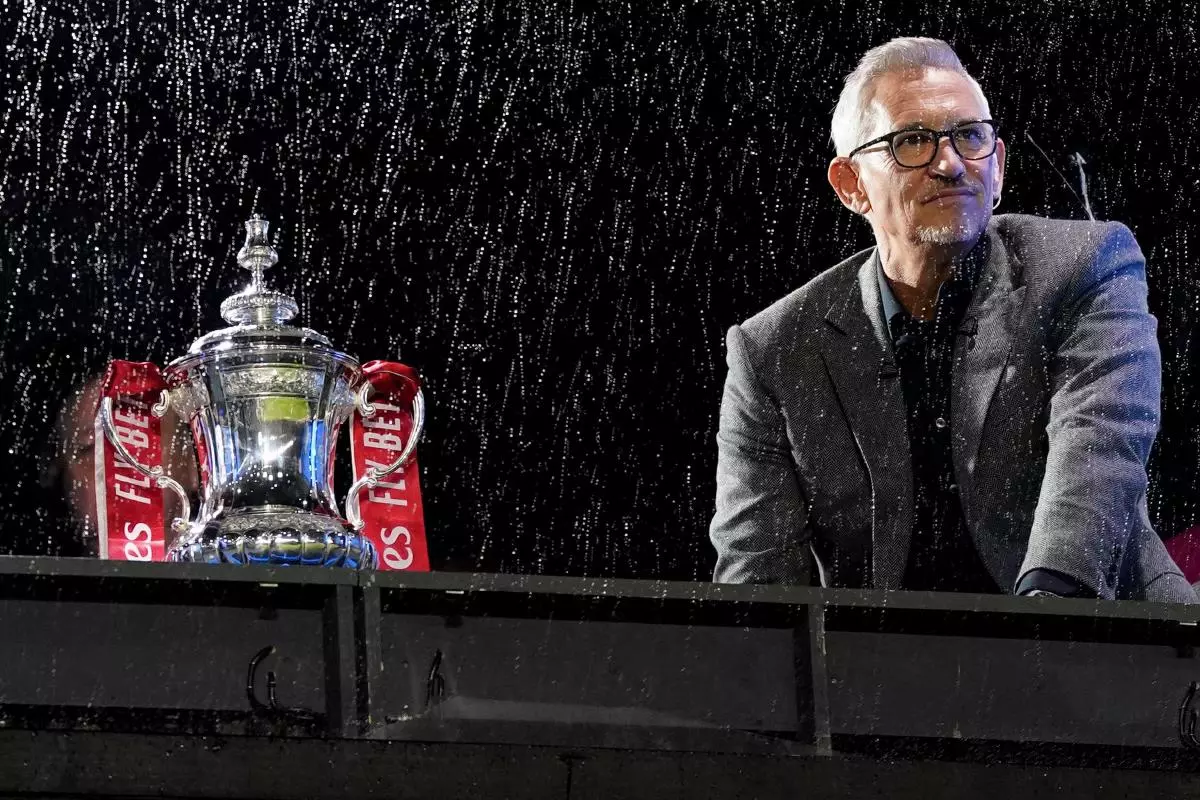 BBC presenter Gary Lineker with the FA Cup