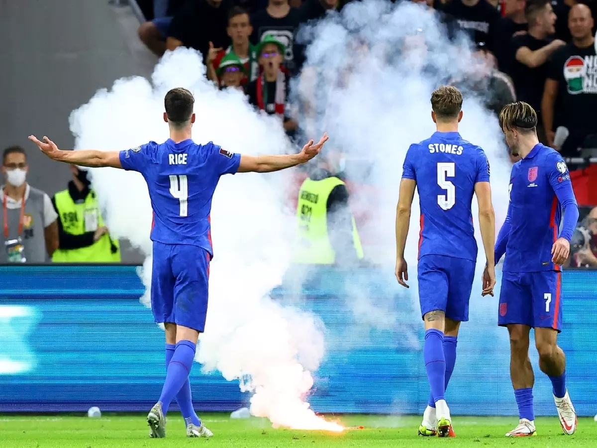 England Declan Rice smoke bomb Hungary Sep21