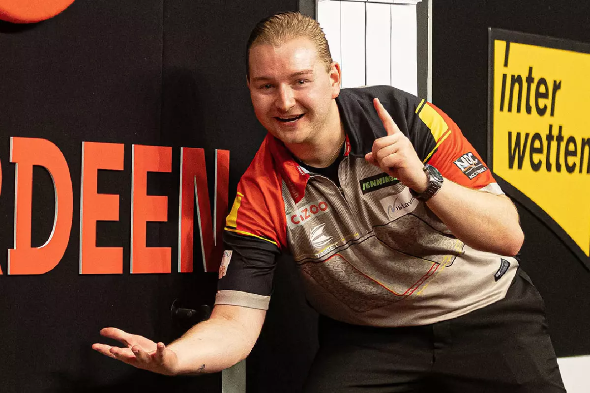  Dimitri Van Den Bergh