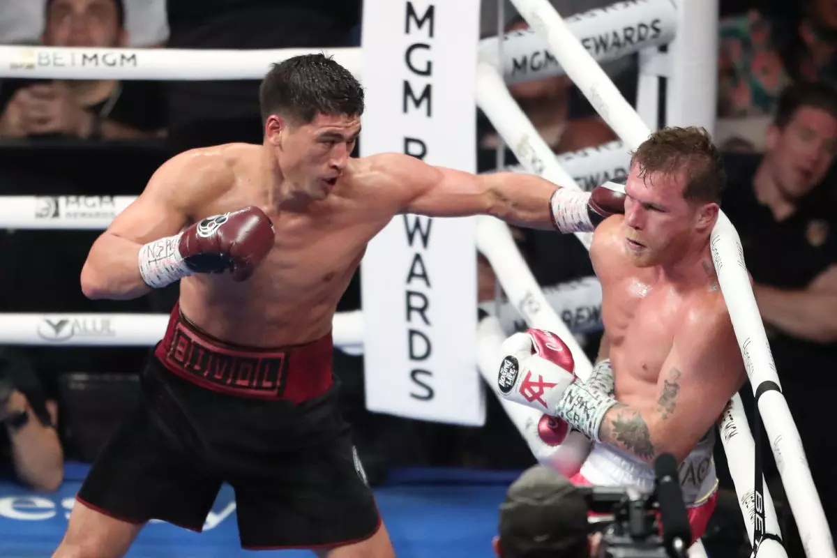 Dmitry Bivol defeated Saul Alvarez to retain his championship