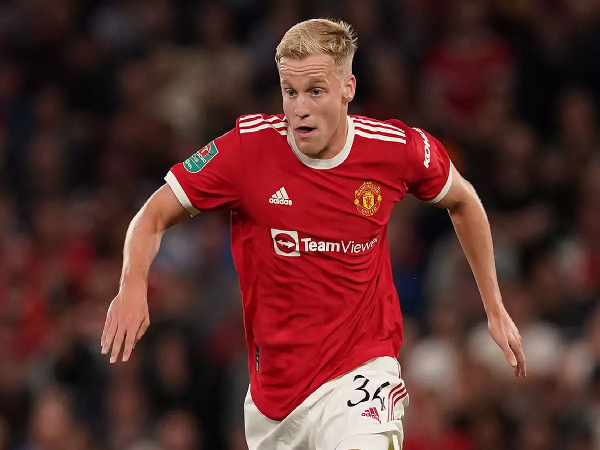 Donny van de Beek in action for Manchester United