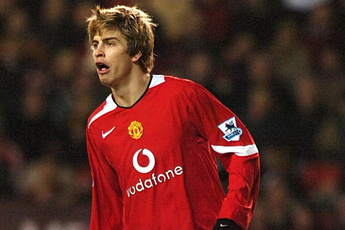 Gerard Pique Man Utd Dec05