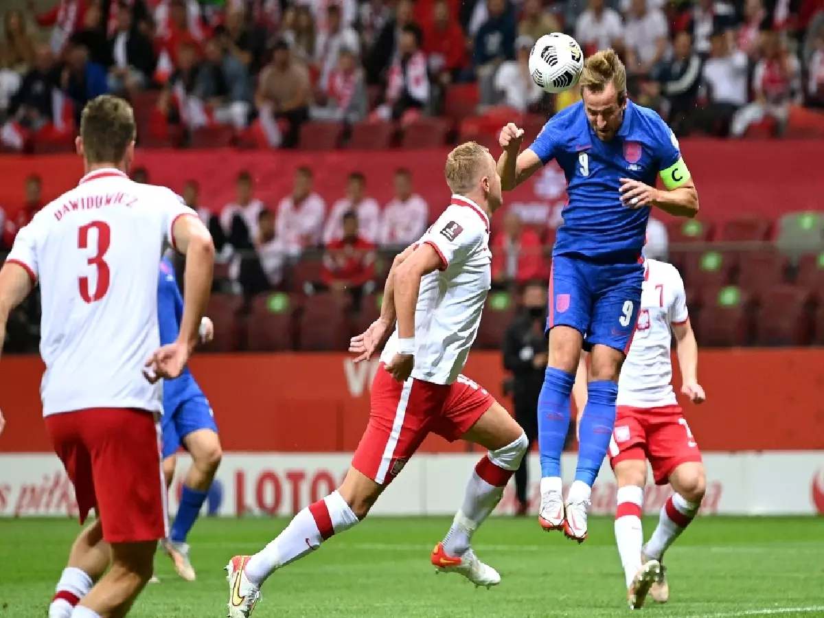 Harry Kane header England Poland Sep21