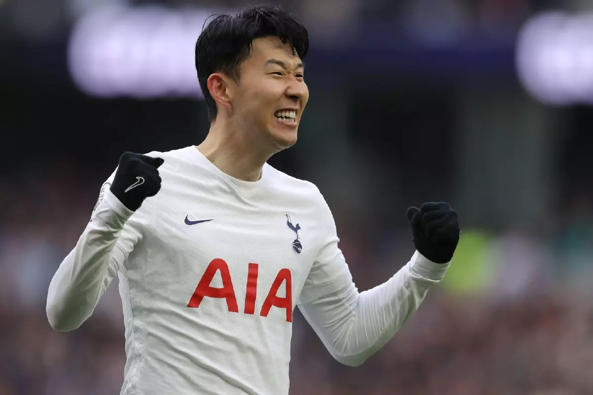 Henung-min Son Tottenham Villa Apr22