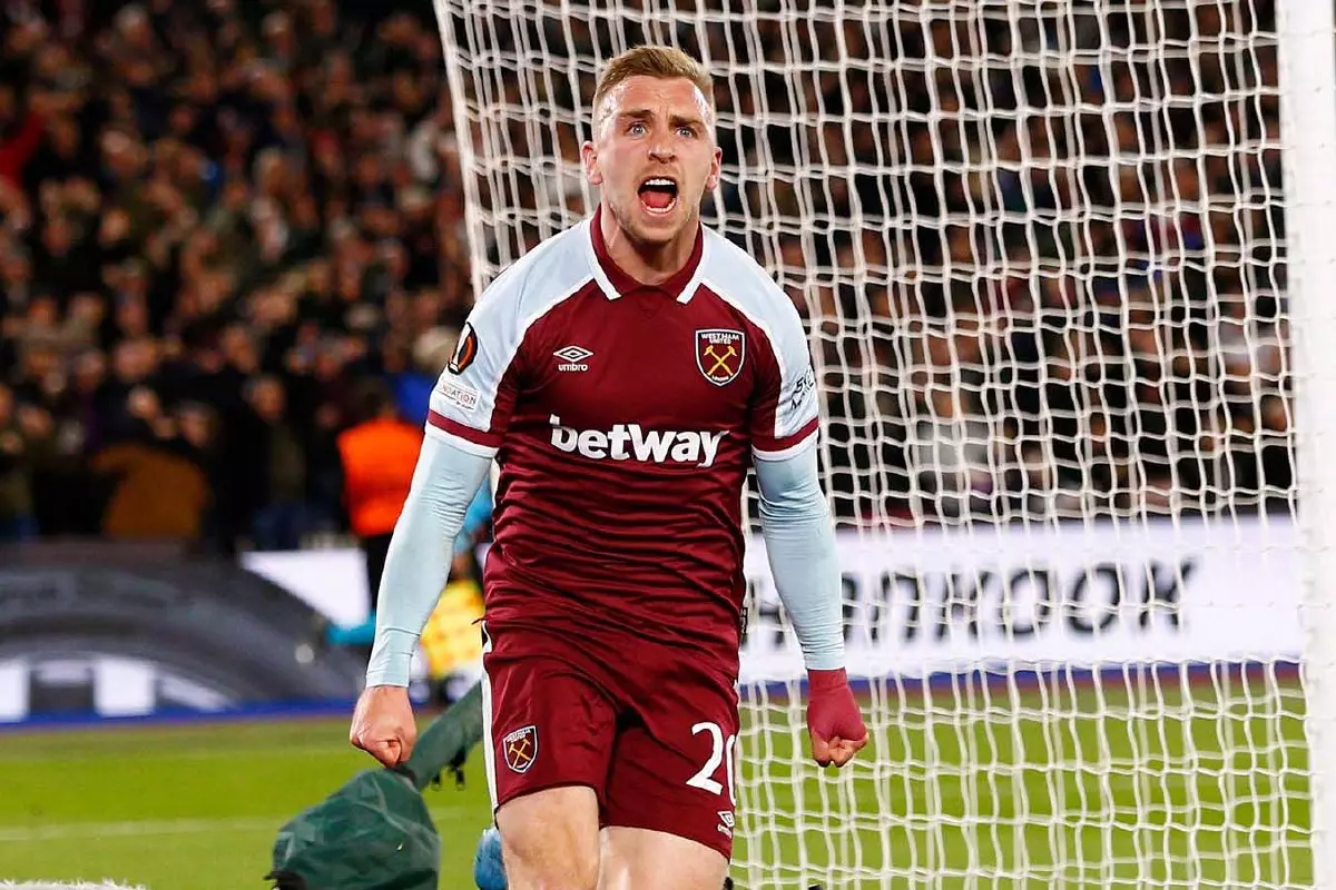 Jarrod Bowen celebrates for West Ham