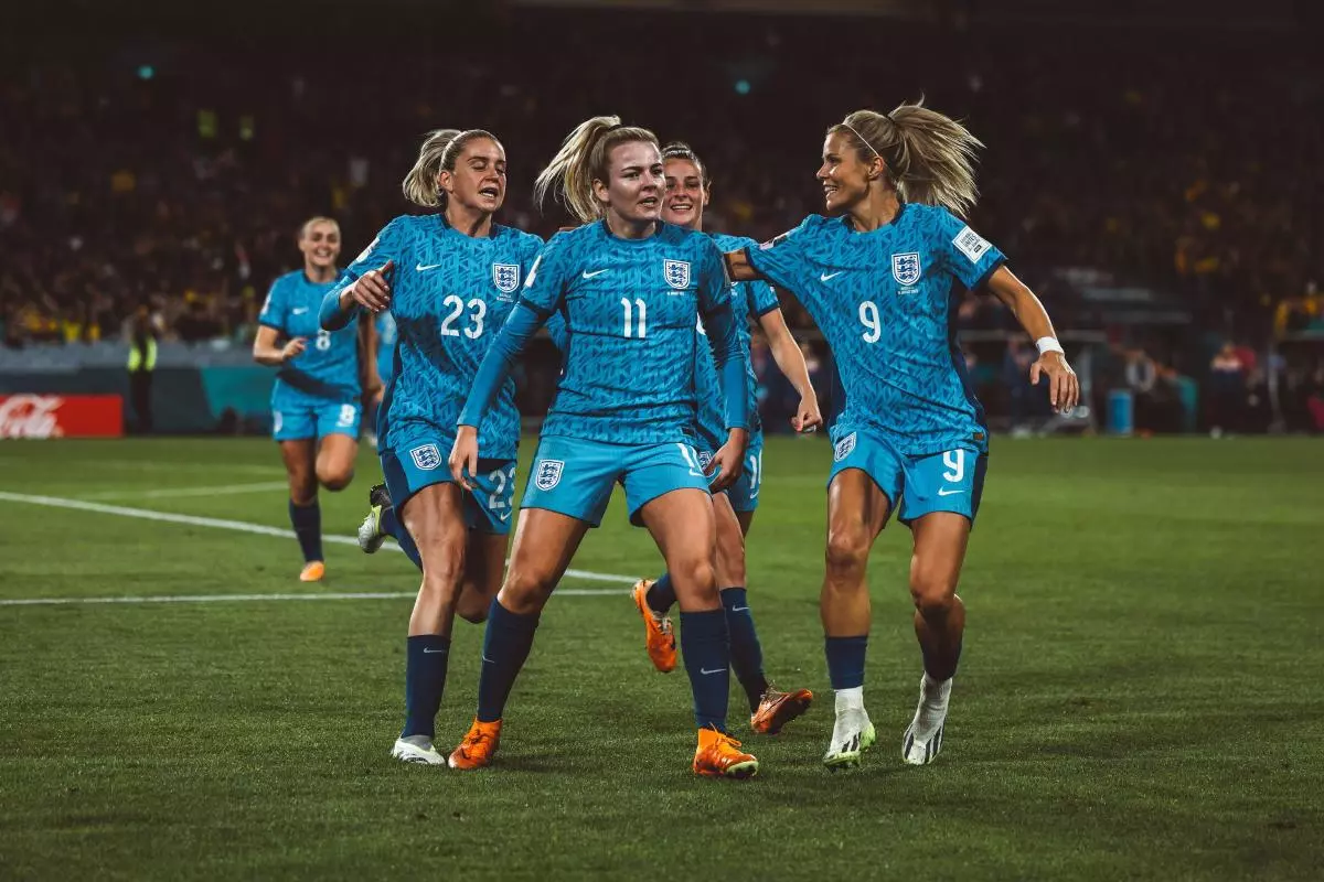 Lauren Hemp from England