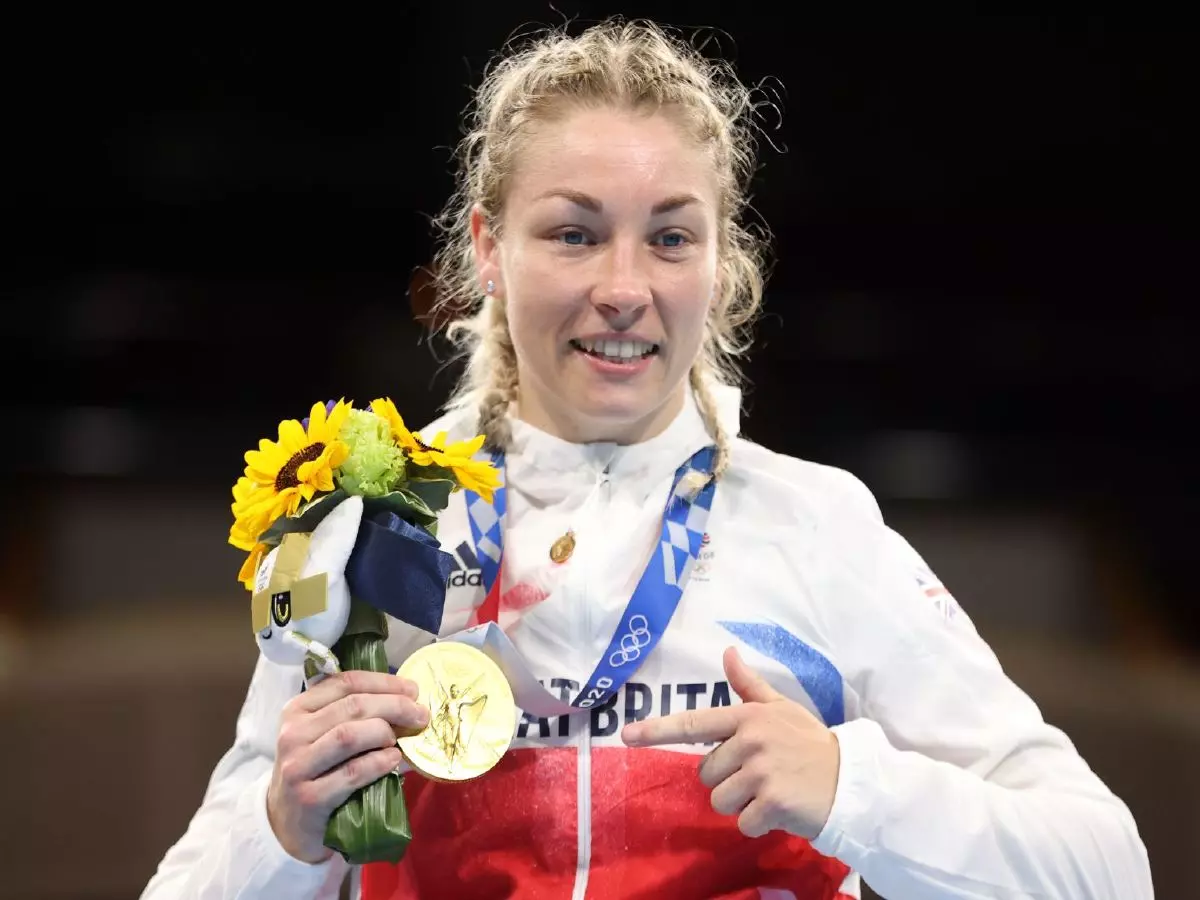 Lauren Price wins gold in Tokyo