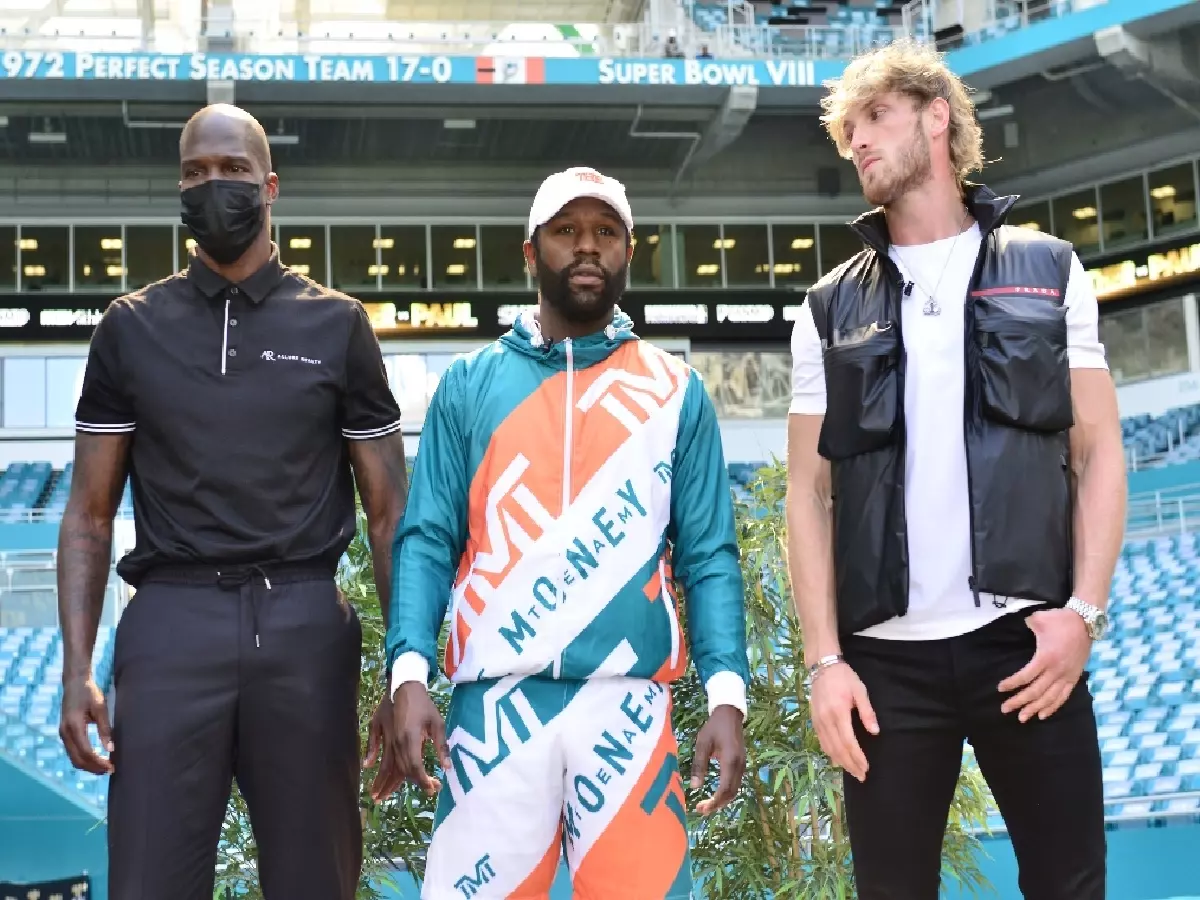 Logan Paul Shannon Briggs Floyd Mayweather