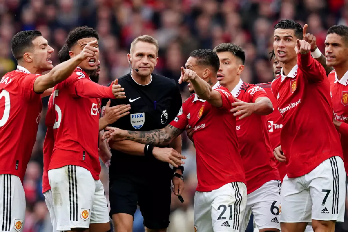 Man U harrass ref Craig Pawson Nov 22