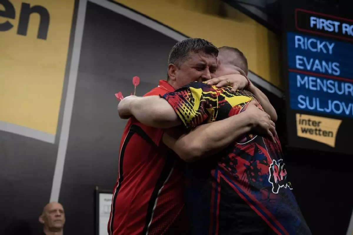 Mensur Suljovic celebrates