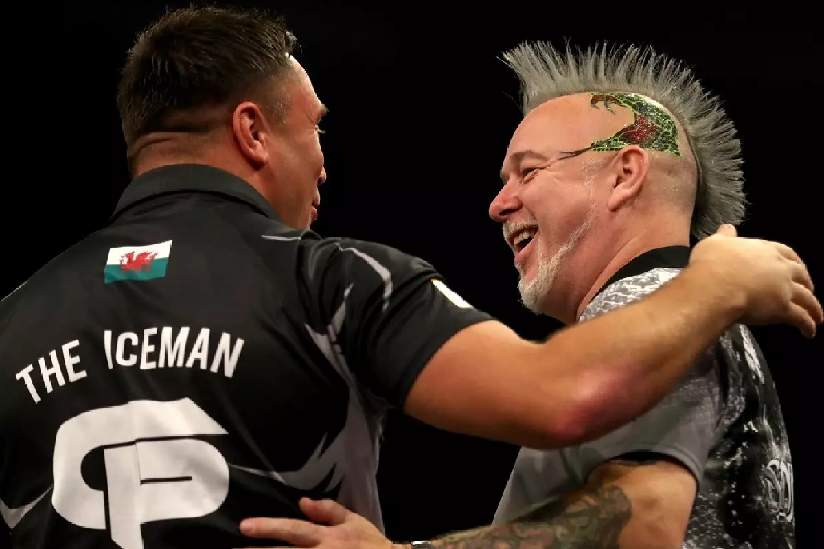 Peter Wright in action against Gerwyn Price