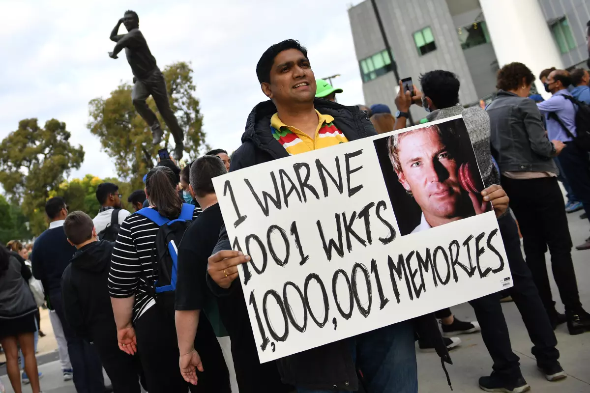 Some of the 50,000 plus members of the pub lic arrive for the State Memorial Service for cricket legend Shane Warne at the MCG in Melbourne
