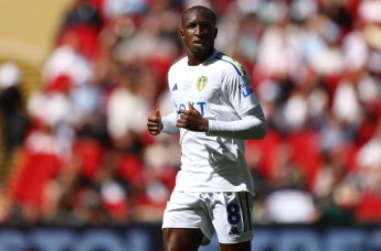 Glen Kamara of Leeds United