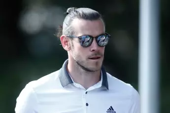 Gareth Bale playing golf