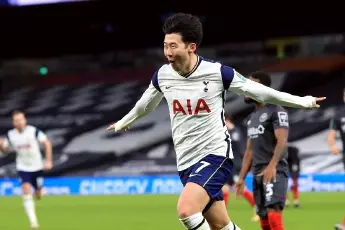 Heung-min Son celebrating for Tottenham