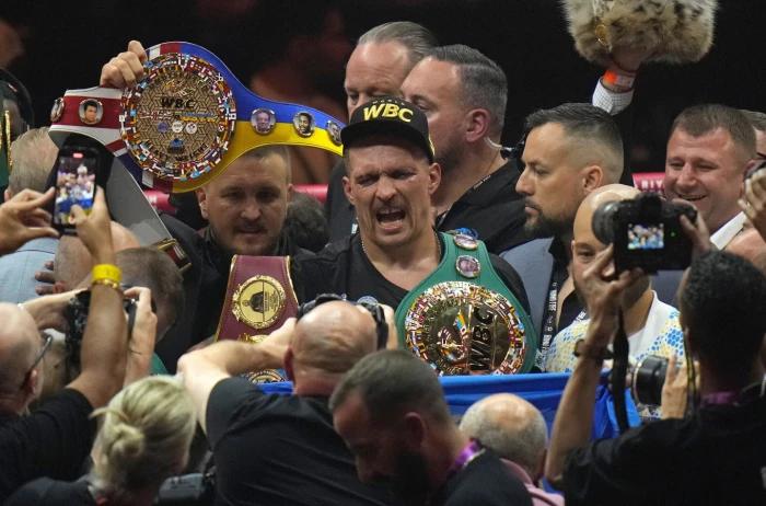 Oleksandr Usyk becomes undisputed world heavyweight champion after thrilling win over Tyson Fury