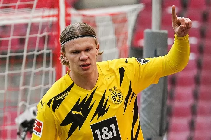Erling Haaland scores for Borussia Dortmund Mar21