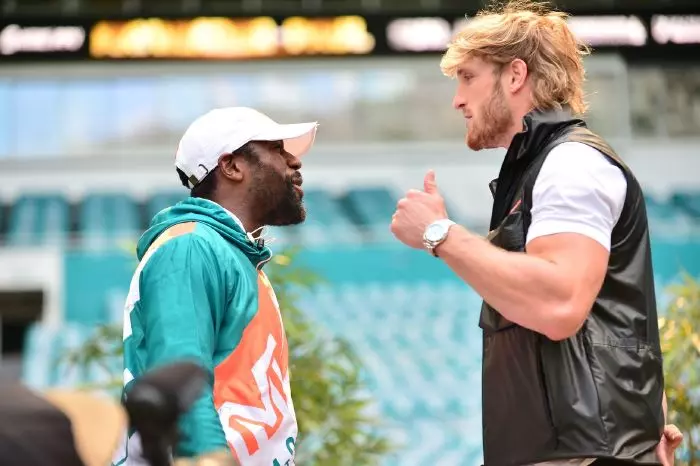 Floyd Mayweather Logan Paul