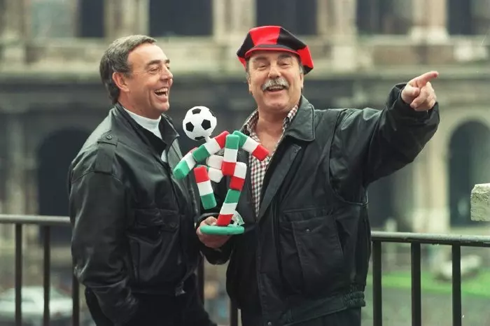 Saint and Greavsie 1989
