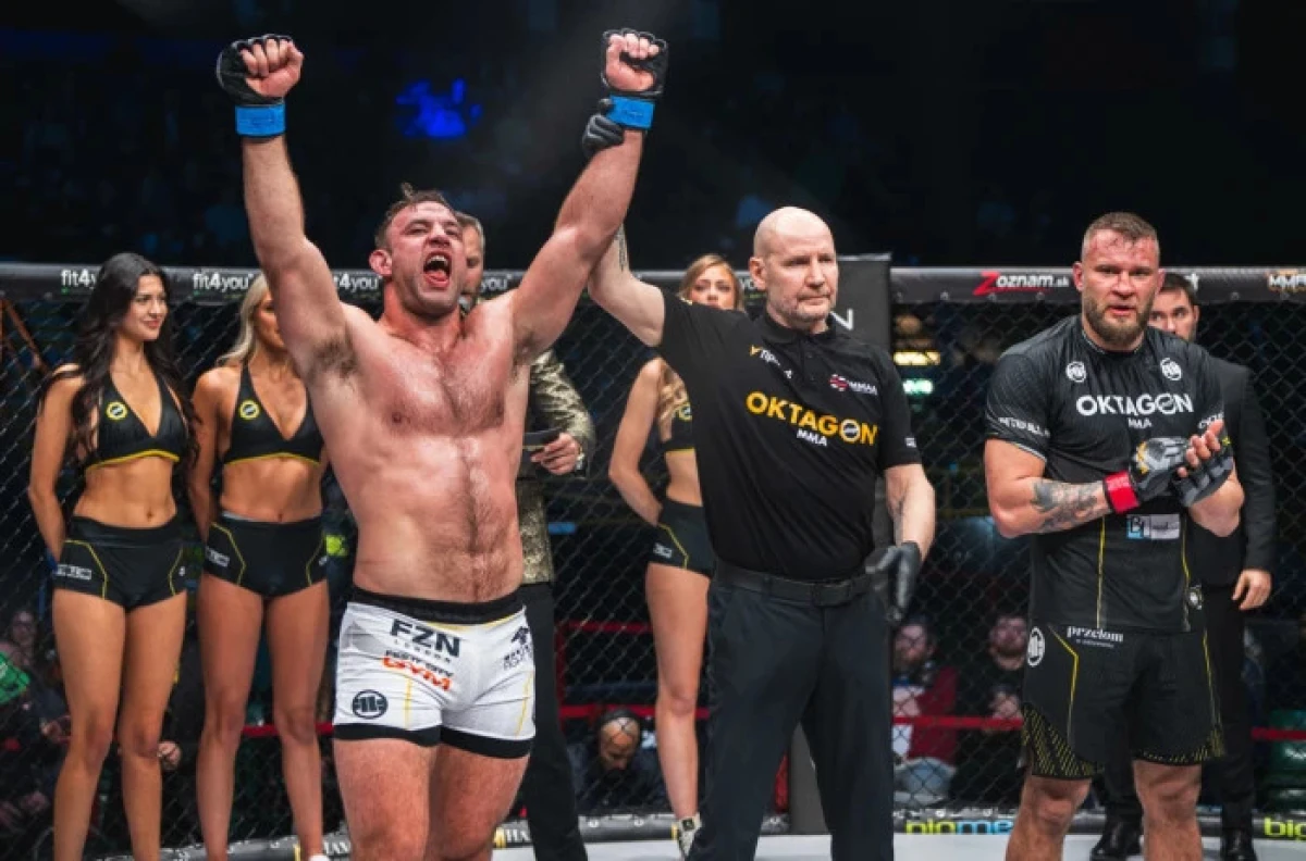 Stuart Austin at OKTAGON 52