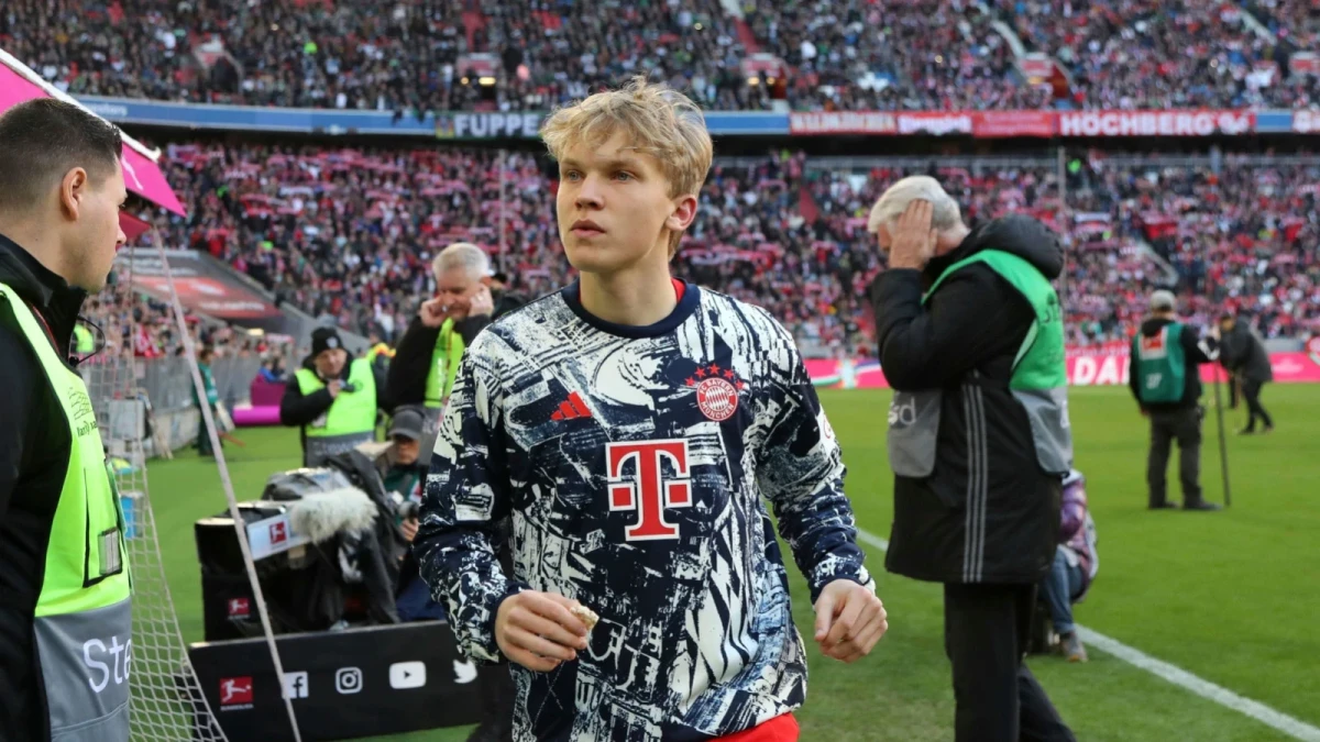 Bayern Munich defender Frans Kratzig Jan, 2024