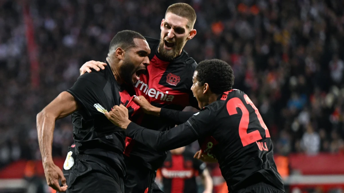 Bayer Leverkusen celebrate