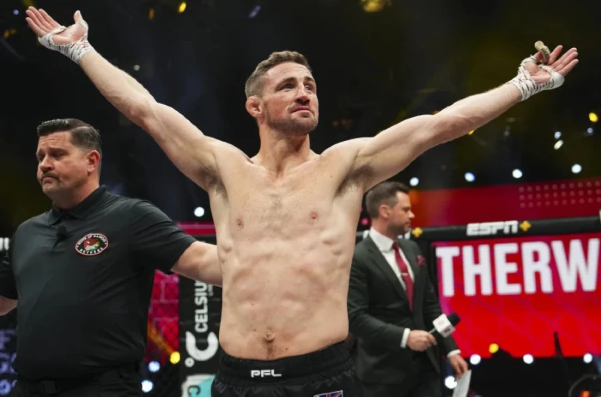 Brendan Loughnane at PFL