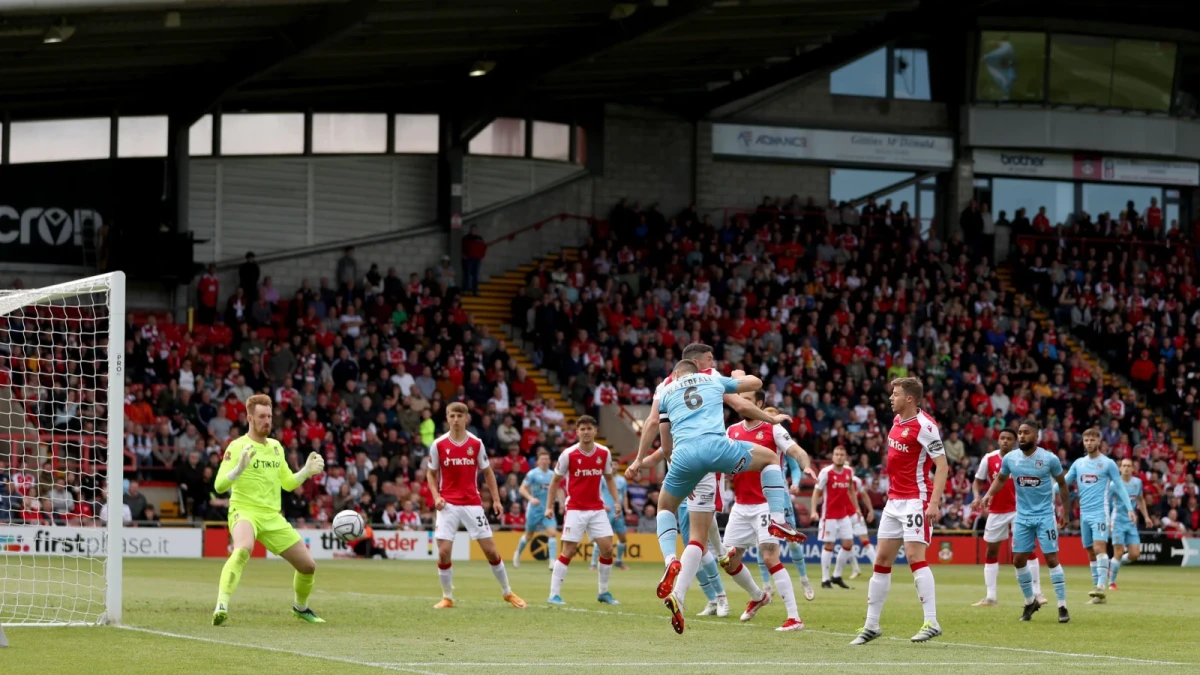 Wrexham vs Grimsby in the National League play-offs