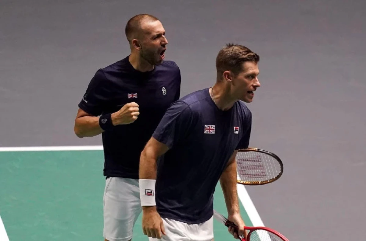 Dan Evans and Neal Skupski