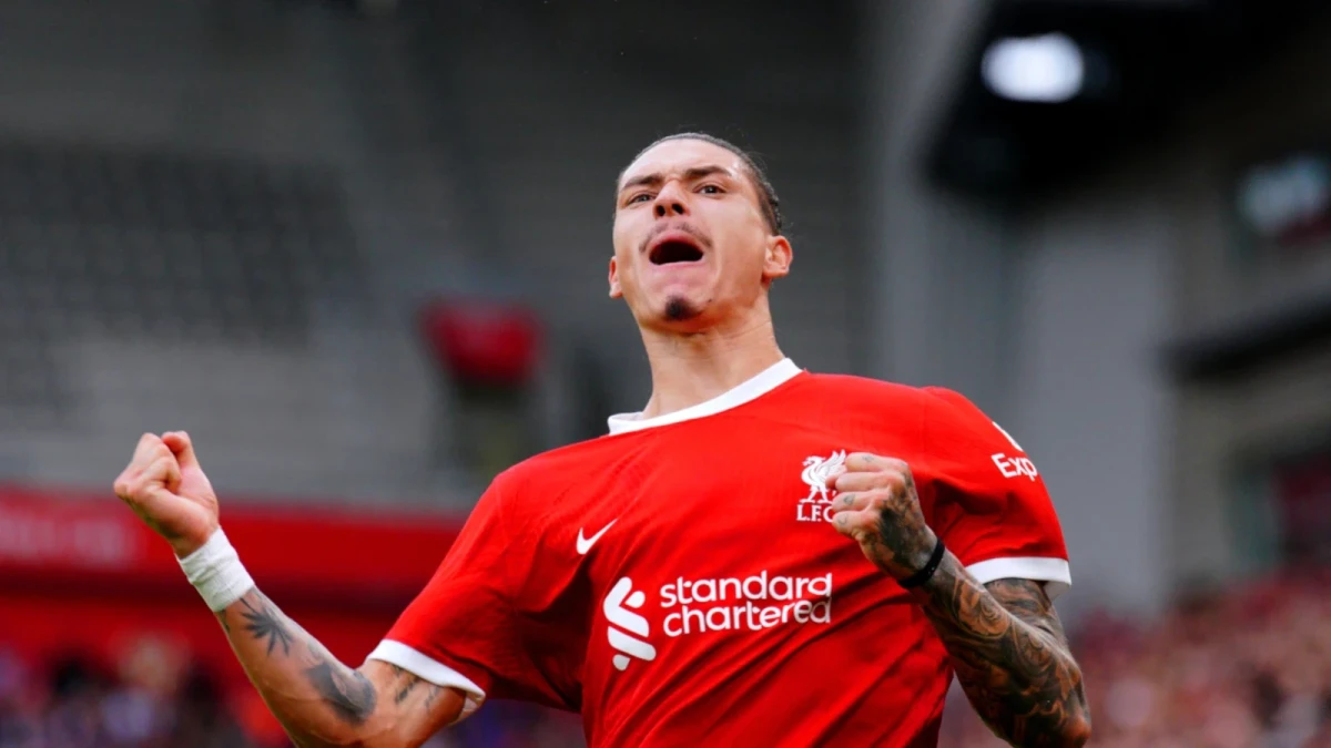 Darwin Nunez celebrates against West Ham