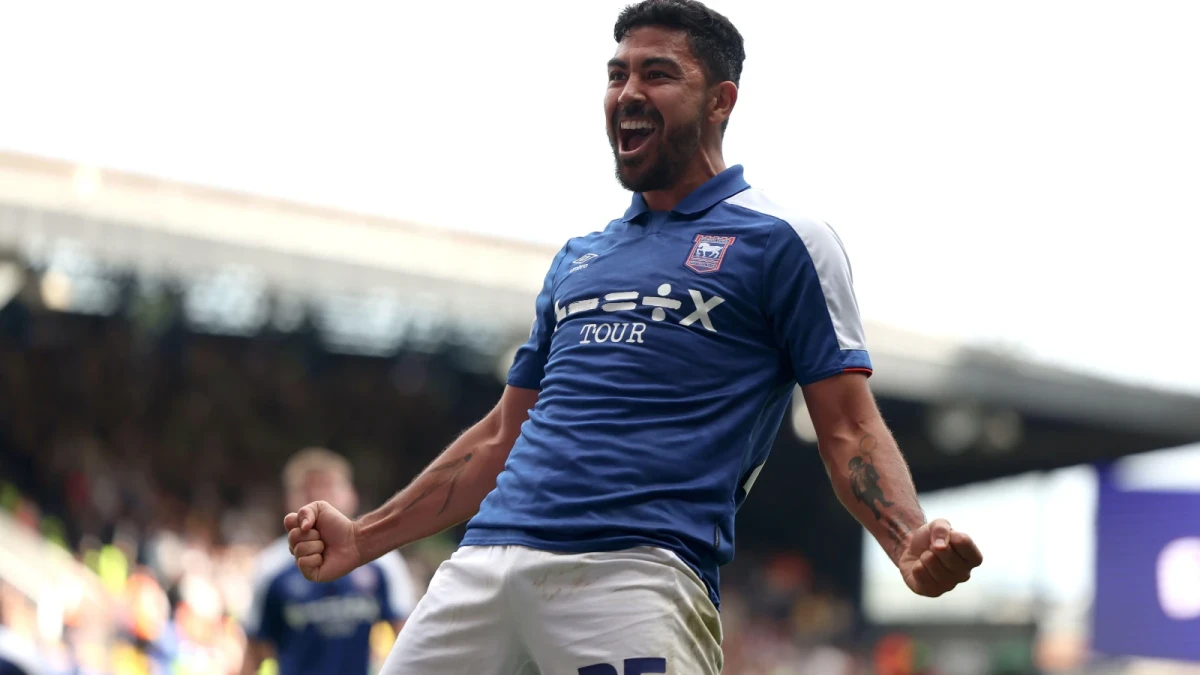 Ipswich Town's Massimo Luongo