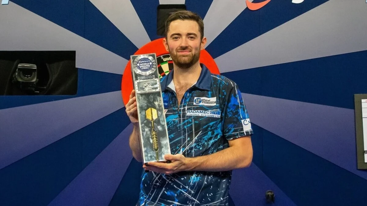 Luke Humphries win the World Grand Prix