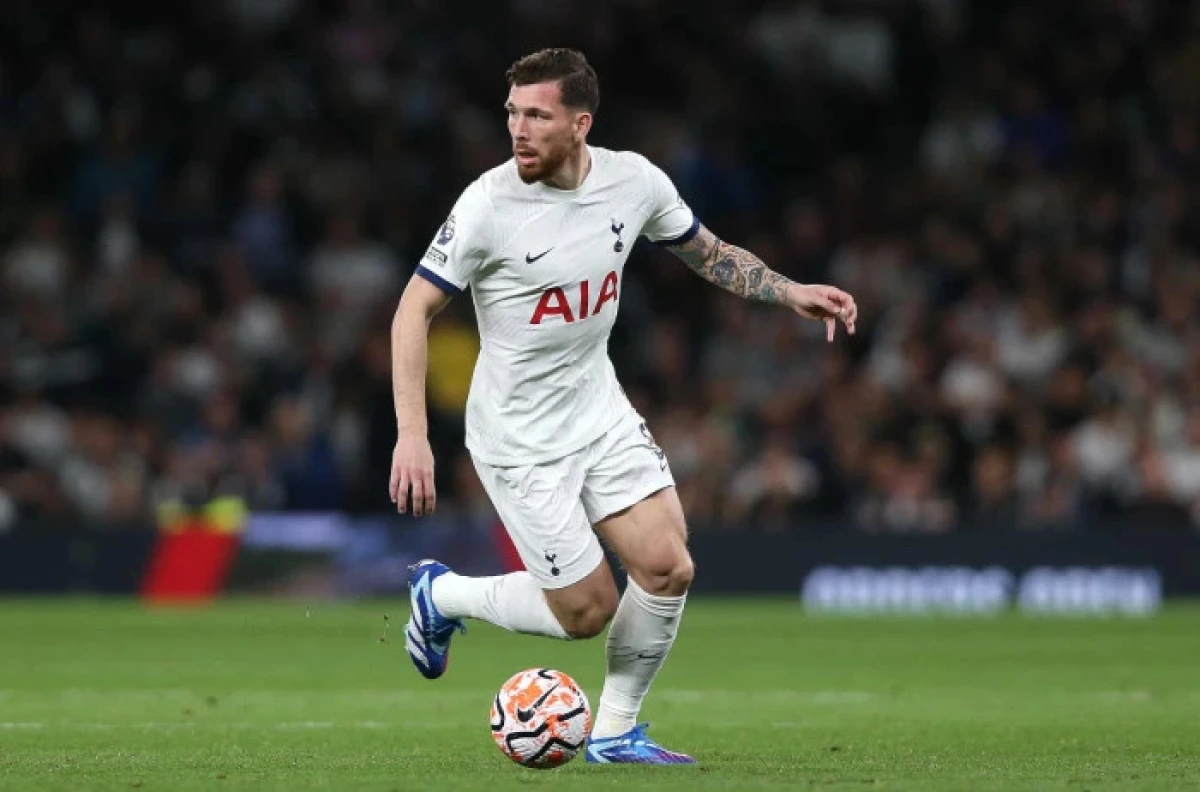 Pierre-Emile Hojbjerg of Tottenham Hotspur playing against Liverpool - Sept 2023