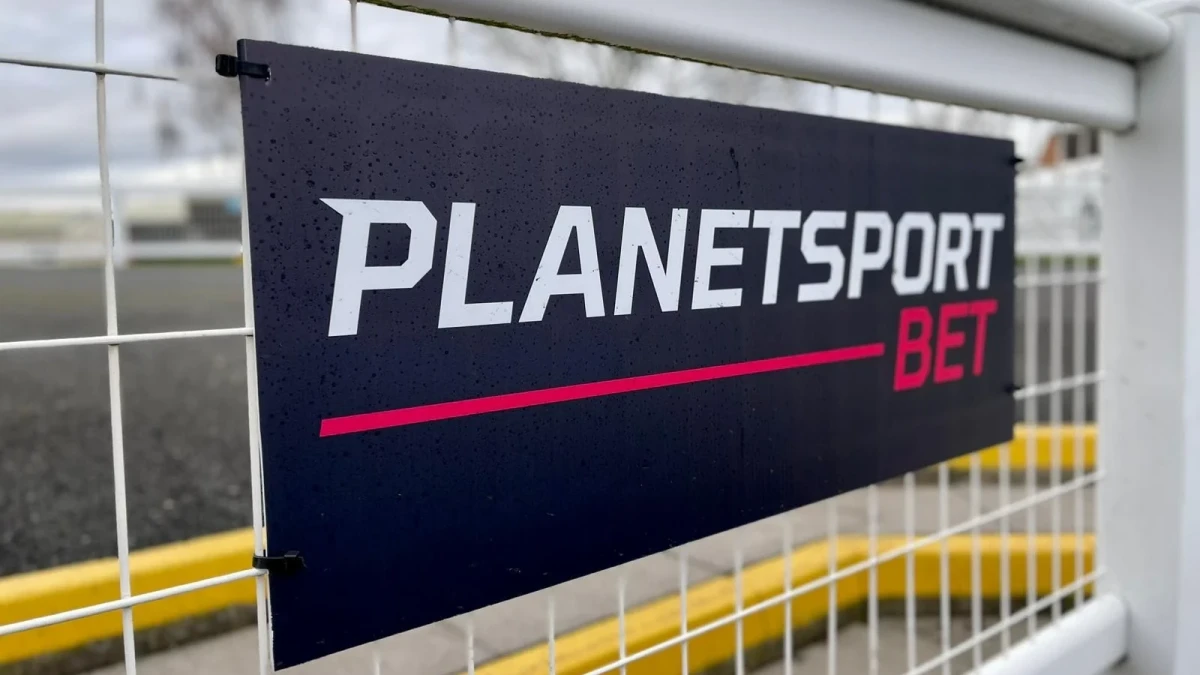 Planet Sport Bet banner at Hereford
