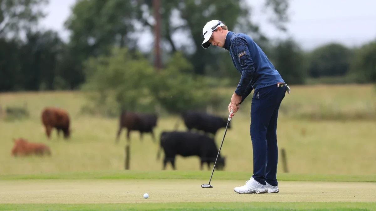 Jayden Schaper of South Africa a shot off the pace