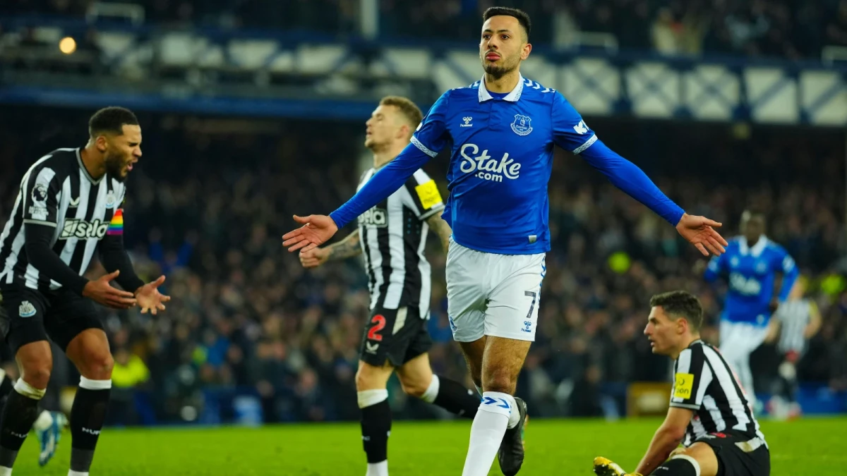 Everton's Dwight McNeil celebrates at Goodison Park