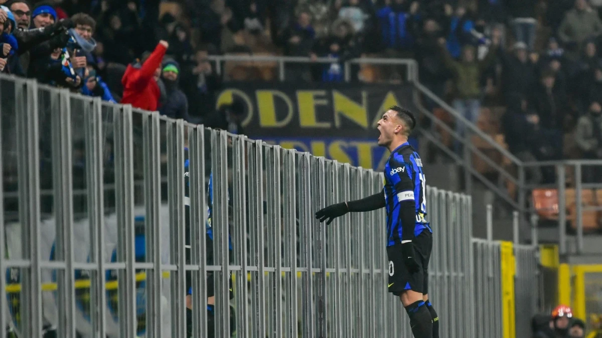 Lautaro Martinez celebrates