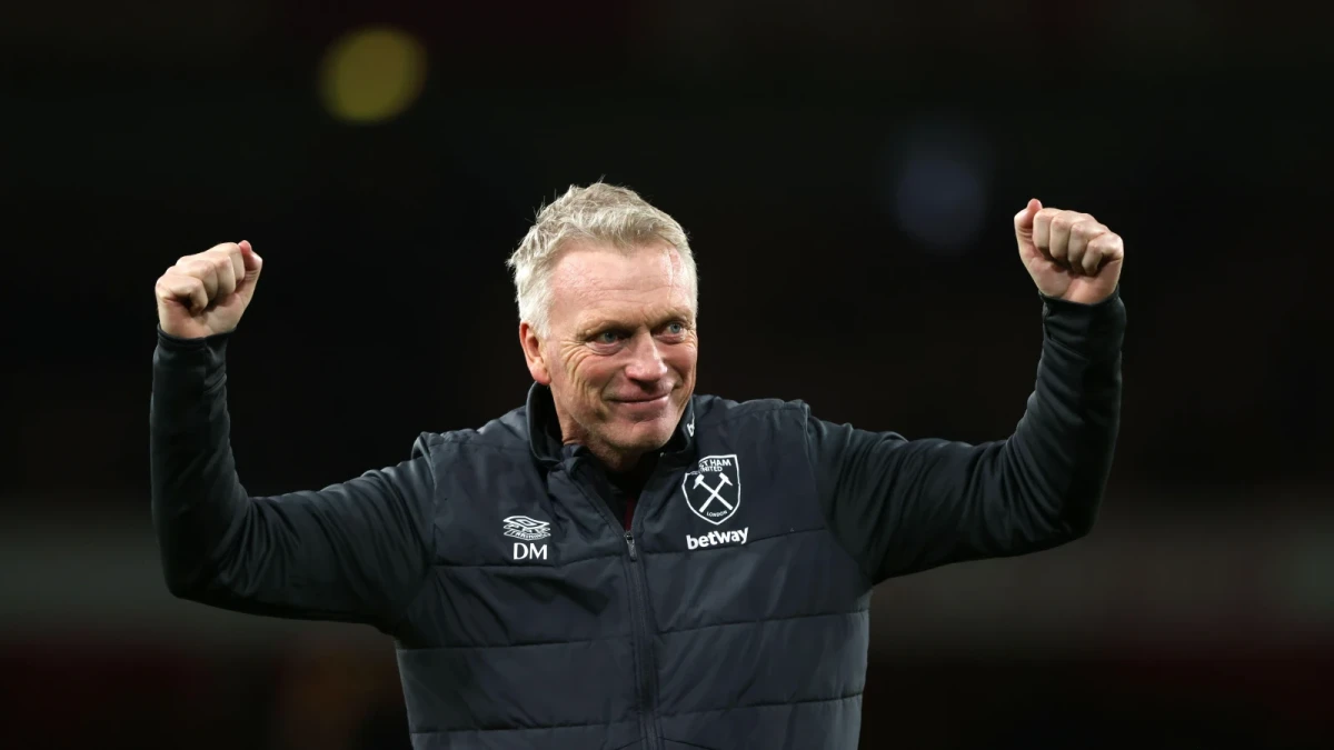David Moyes celebrates West Ham's win over Arsenal