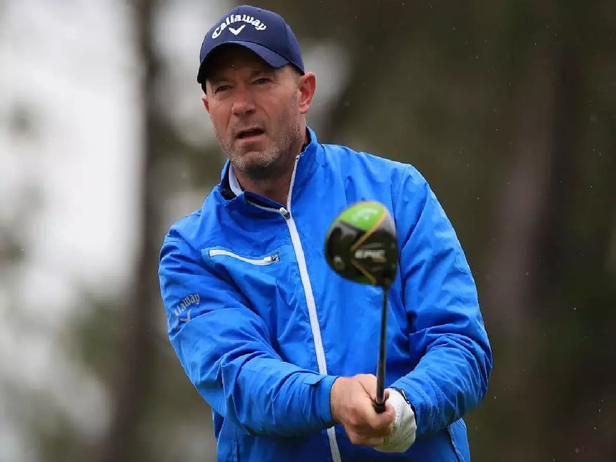 Alan Shearer golf