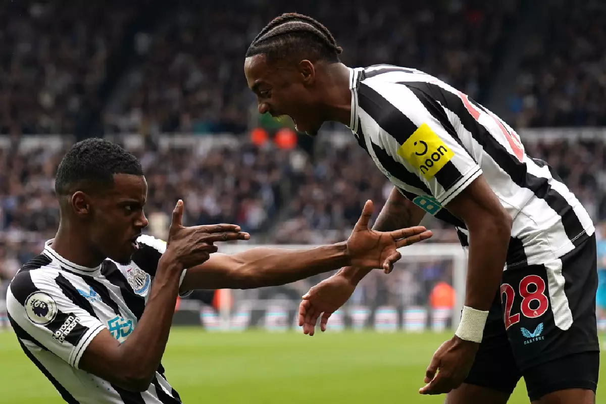 Alexander Isak and Joe Willock Newcastle - Apr 2023