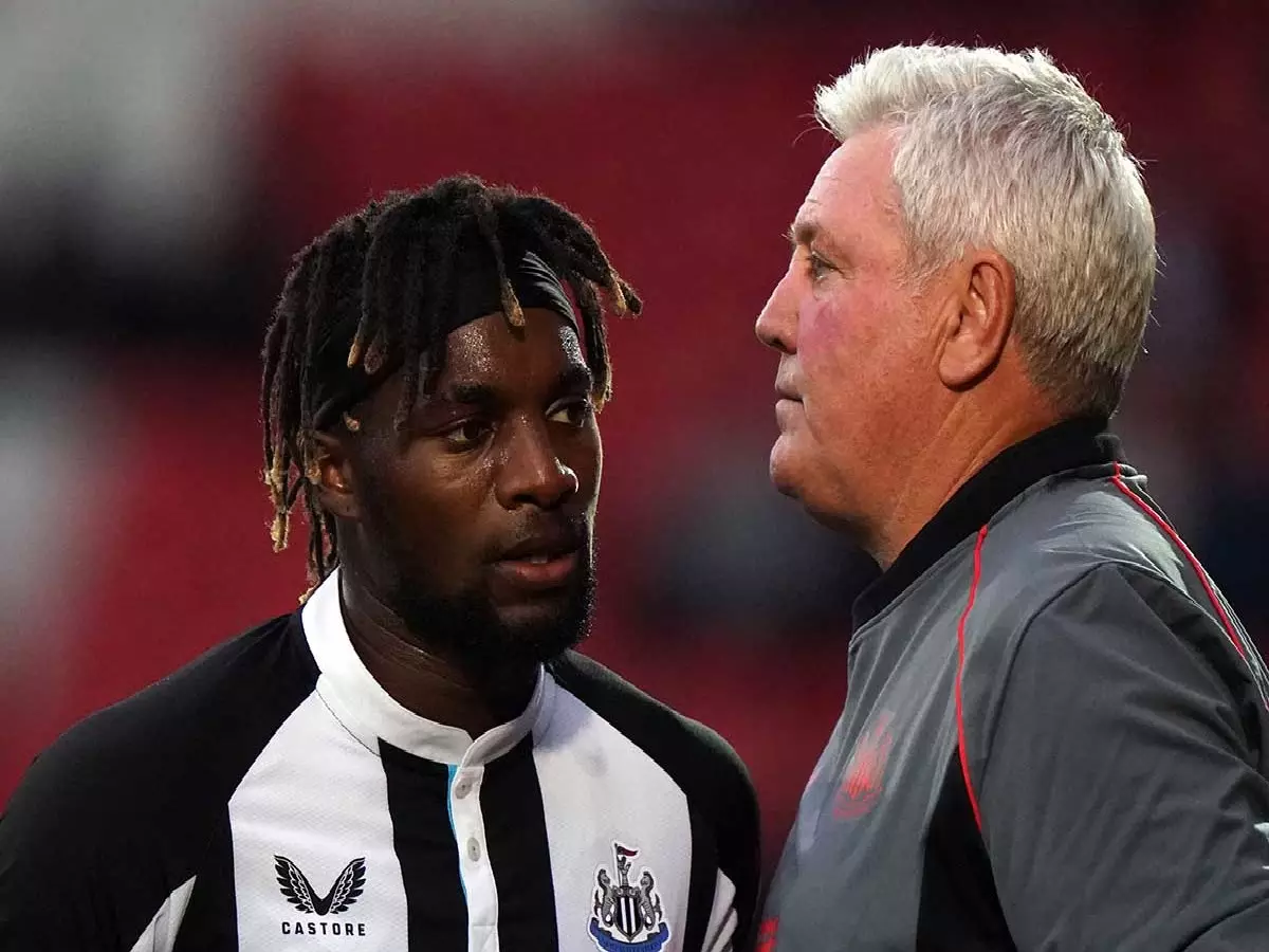 Allan-Saint-Maximin and Steve Bruce