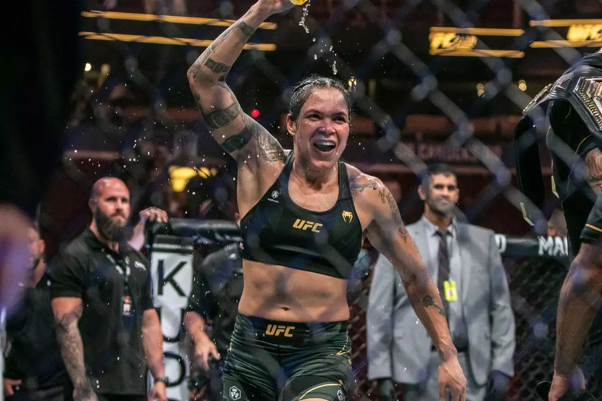 Amanda Nunes celebrates her victory over Irene Aldana during the UFC 289 - June 2023