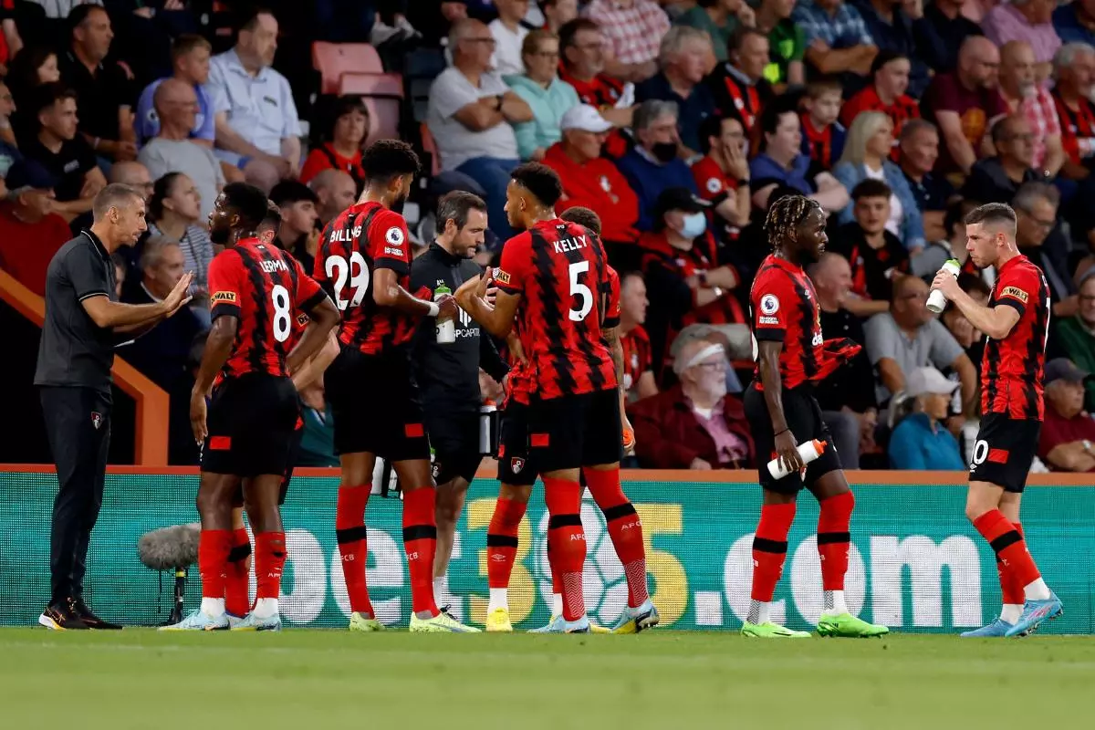 Bournemouth Interim manager Gary O'Neil speaks with his players